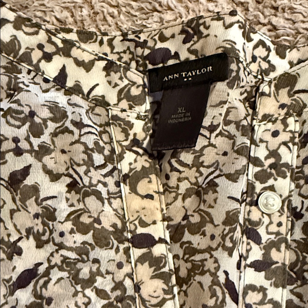 Ann Taylor Floral Top